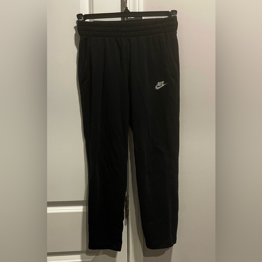 EUC Boys Large Nike Sweatpants Large. Perfect Condition.